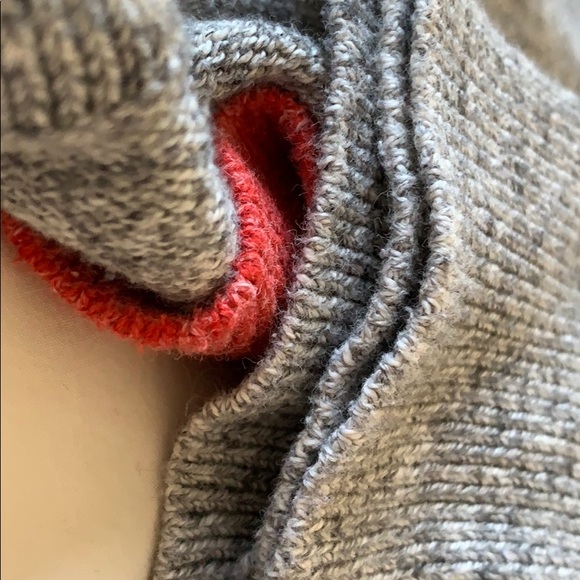 Two colour sweater - Picture 6 of 6